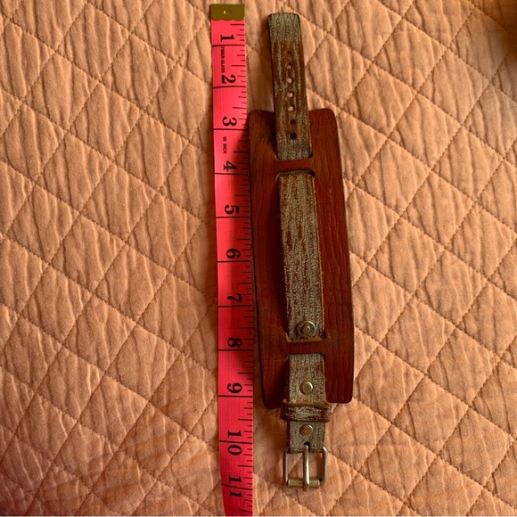 URANIUM Red & Gray leather bracelet - Wrap Strap -  Buckle Closure - Adjustable - Picture 4 of 12